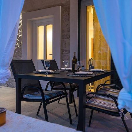 Holiday Home Figurica Novigrad  Εξωτερικό φωτογραφία