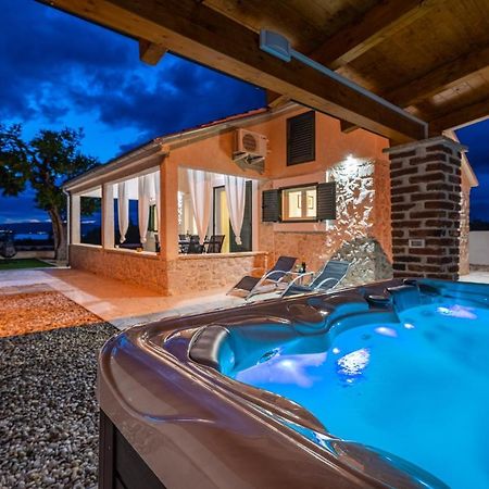 Holiday Home Figurica Novigrad  Εξωτερικό φωτογραφία