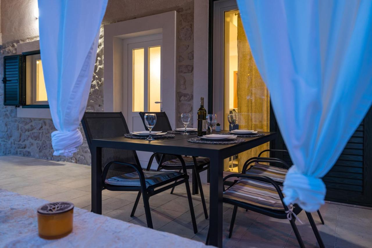 Holiday Home Figurica Novigrad  Εξωτερικό φωτογραφία