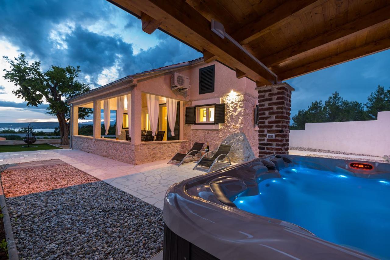 Holiday Home Figurica Novigrad  Εξωτερικό φωτογραφία