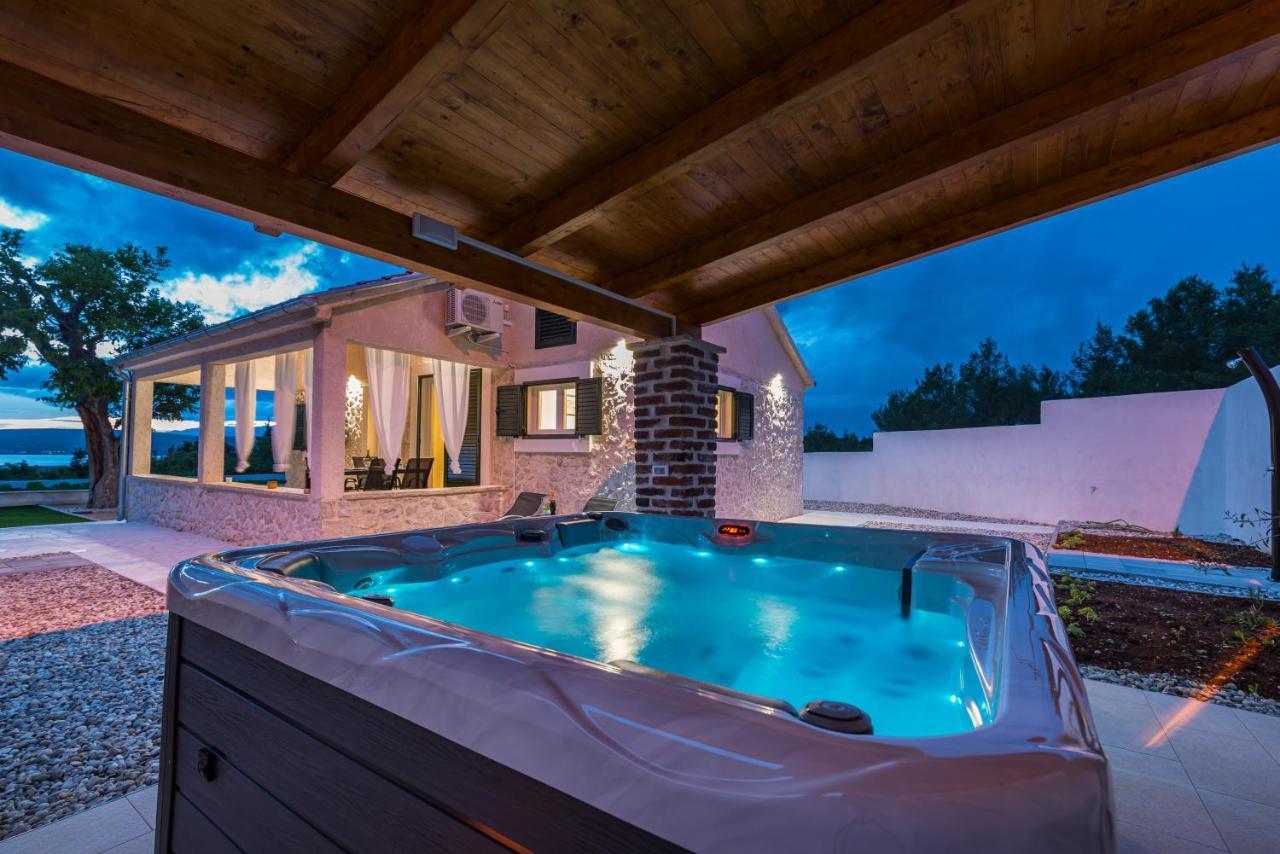 Holiday Home Figurica Novigrad  Εξωτερικό φωτογραφία