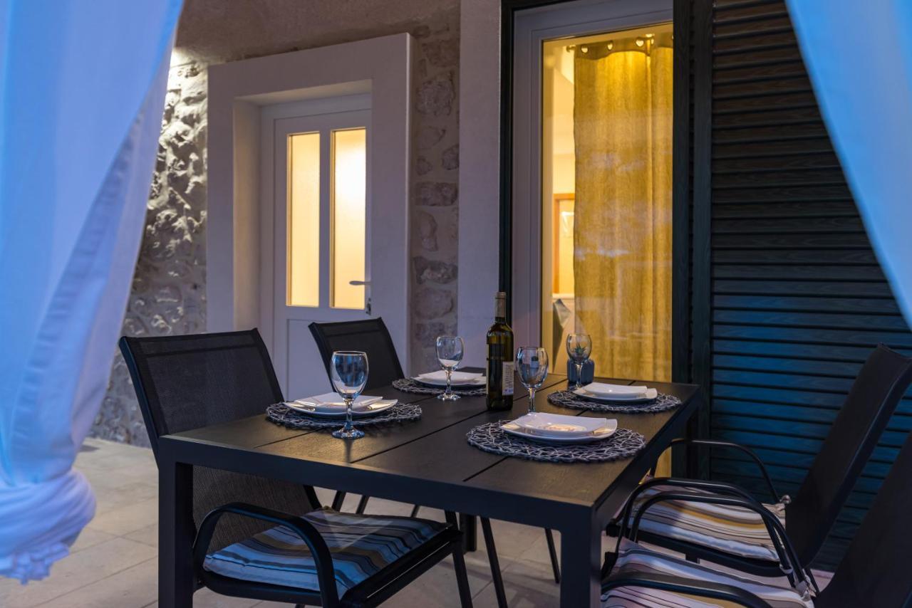Holiday Home Figurica Novigrad  Εξωτερικό φωτογραφία