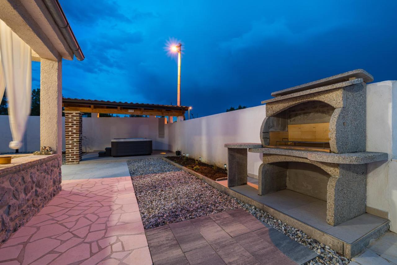 Holiday Home Figurica Novigrad  Εξωτερικό φωτογραφία