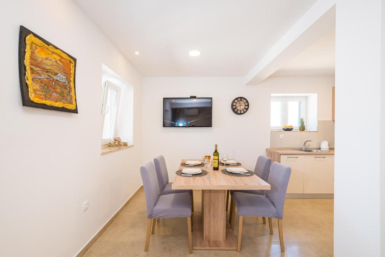 Holiday Home Figurica Novigrad  Εξωτερικό φωτογραφία