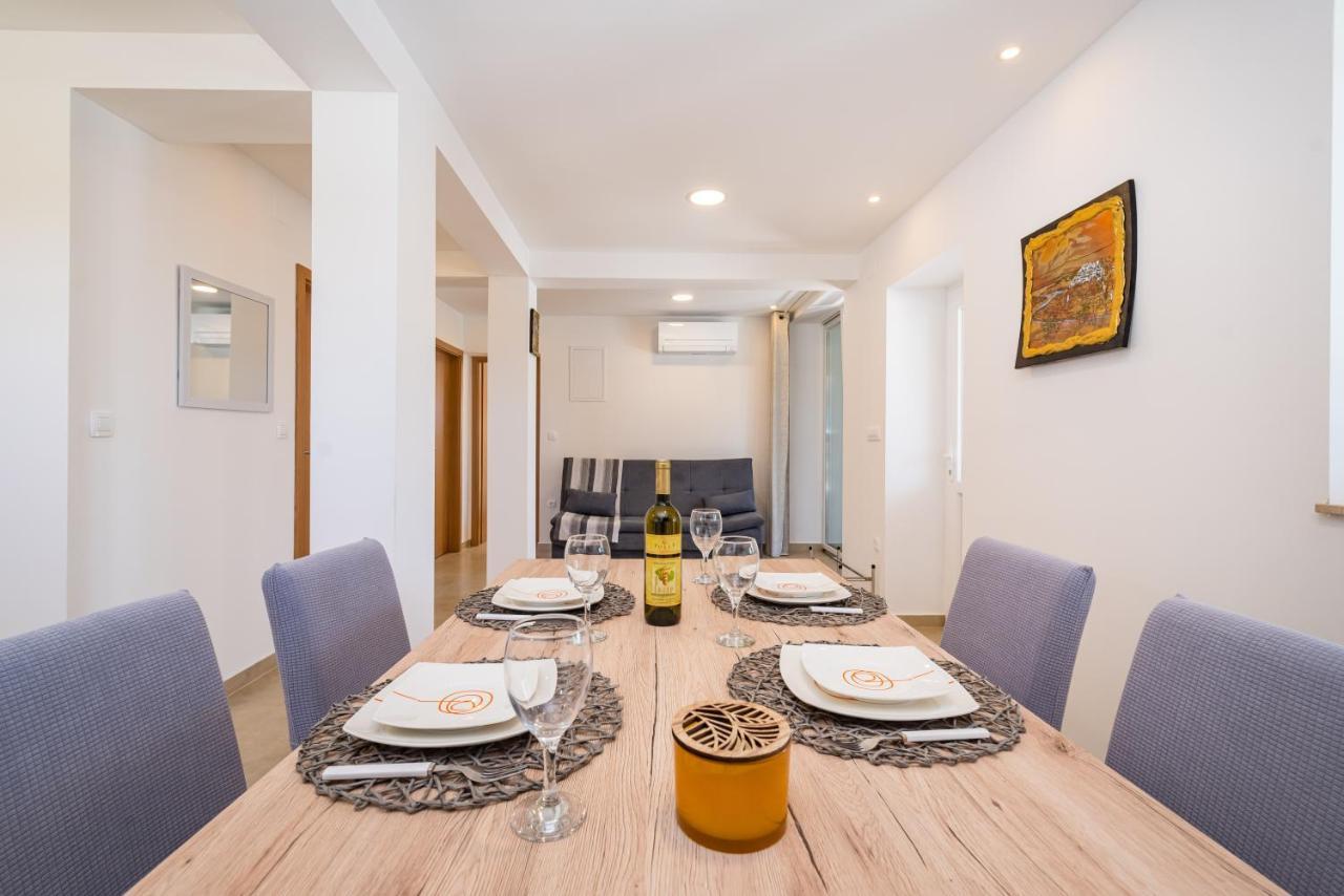 Holiday Home Figurica Novigrad  Εξωτερικό φωτογραφία