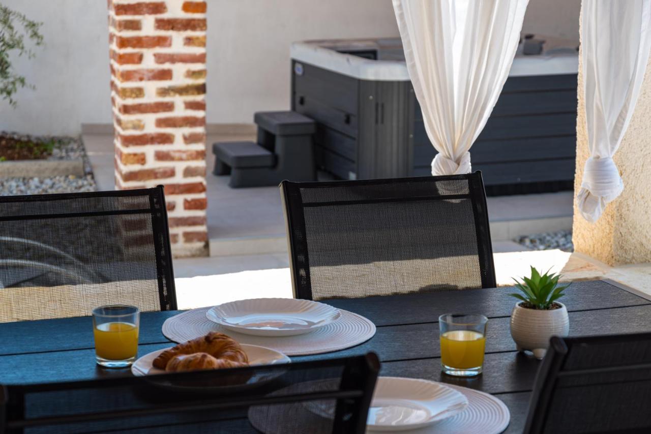 Holiday Home Figurica Novigrad  Εξωτερικό φωτογραφία