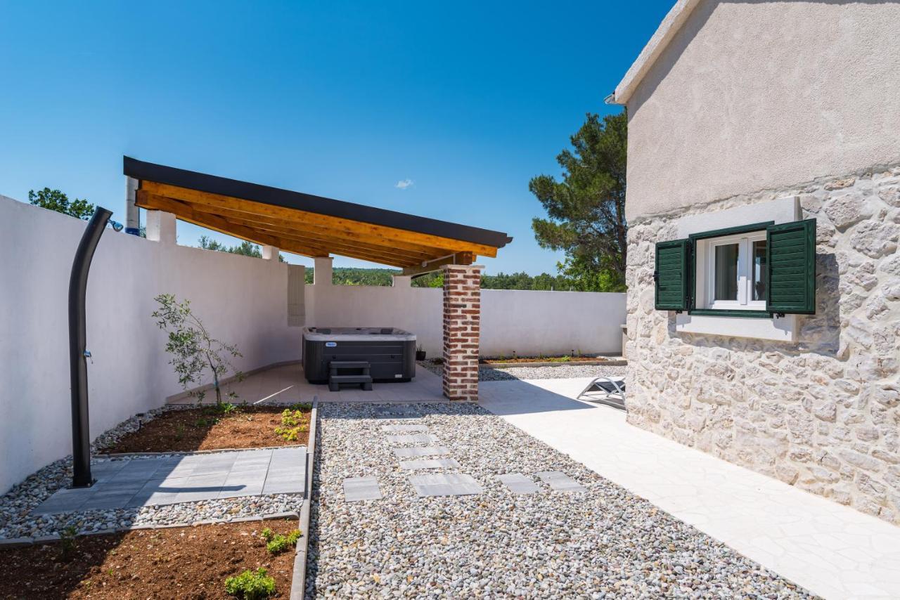Holiday Home Figurica Novigrad  Εξωτερικό φωτογραφία