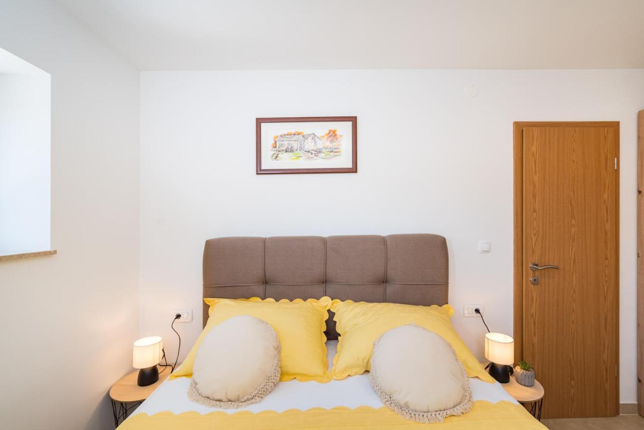 Holiday Home Figurica Novigrad  Εξωτερικό φωτογραφία